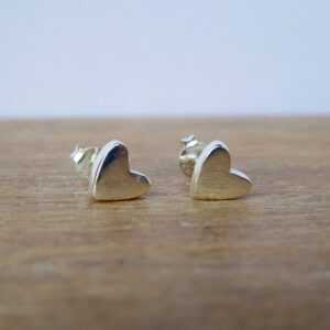 sliver heart earrings
